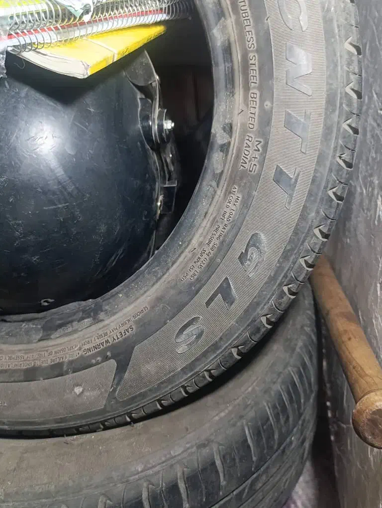 لاستیک سالم سایز 15 دست دوم|قطعات یدکی و لوازم جانبی|شهریار, شهرک وائین|دیوار