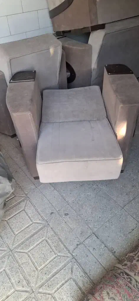 مبل 10نفره دوتا 4نفره و دوتا 2نفره|مبلمان خانگی و میز عسلی|یزد, |دیوار