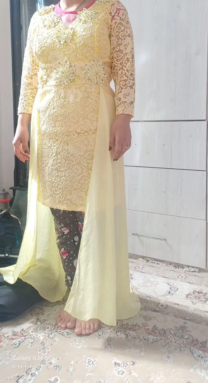 لباس مجلسی|لباس|اسفراین, |دیوار