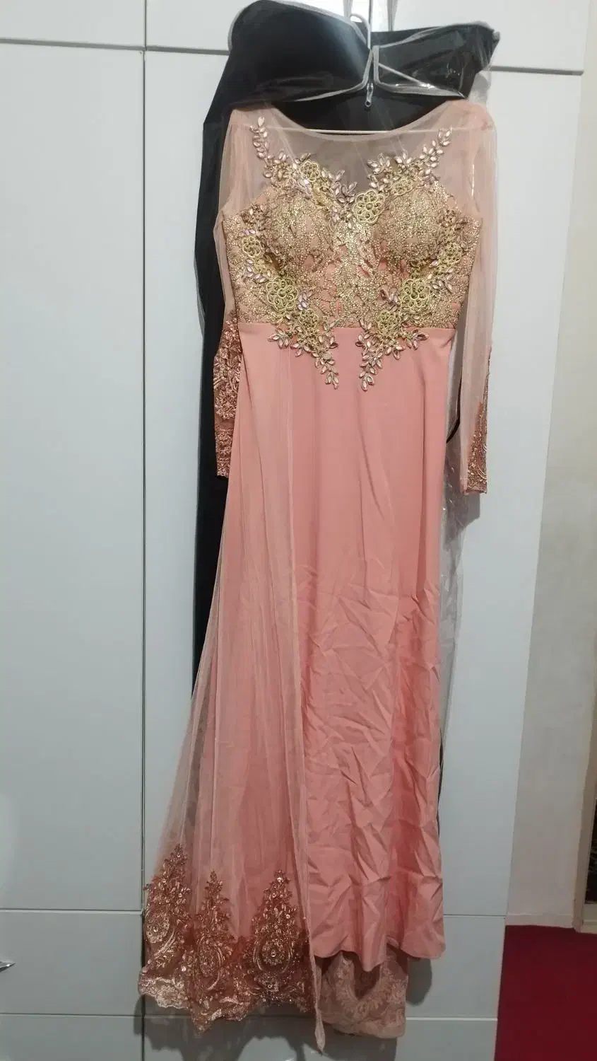 لباس مجلسی|لباس|الوند, |دیوار