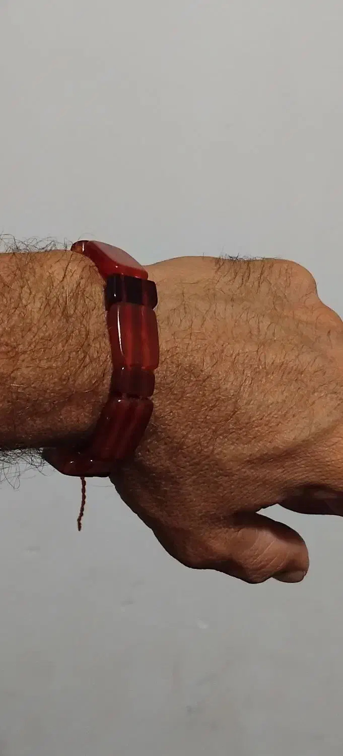 دستبند سنگی با قدمت بالا|کلکسیون اشیاء عتیقه|بشاگرد, |دیوار