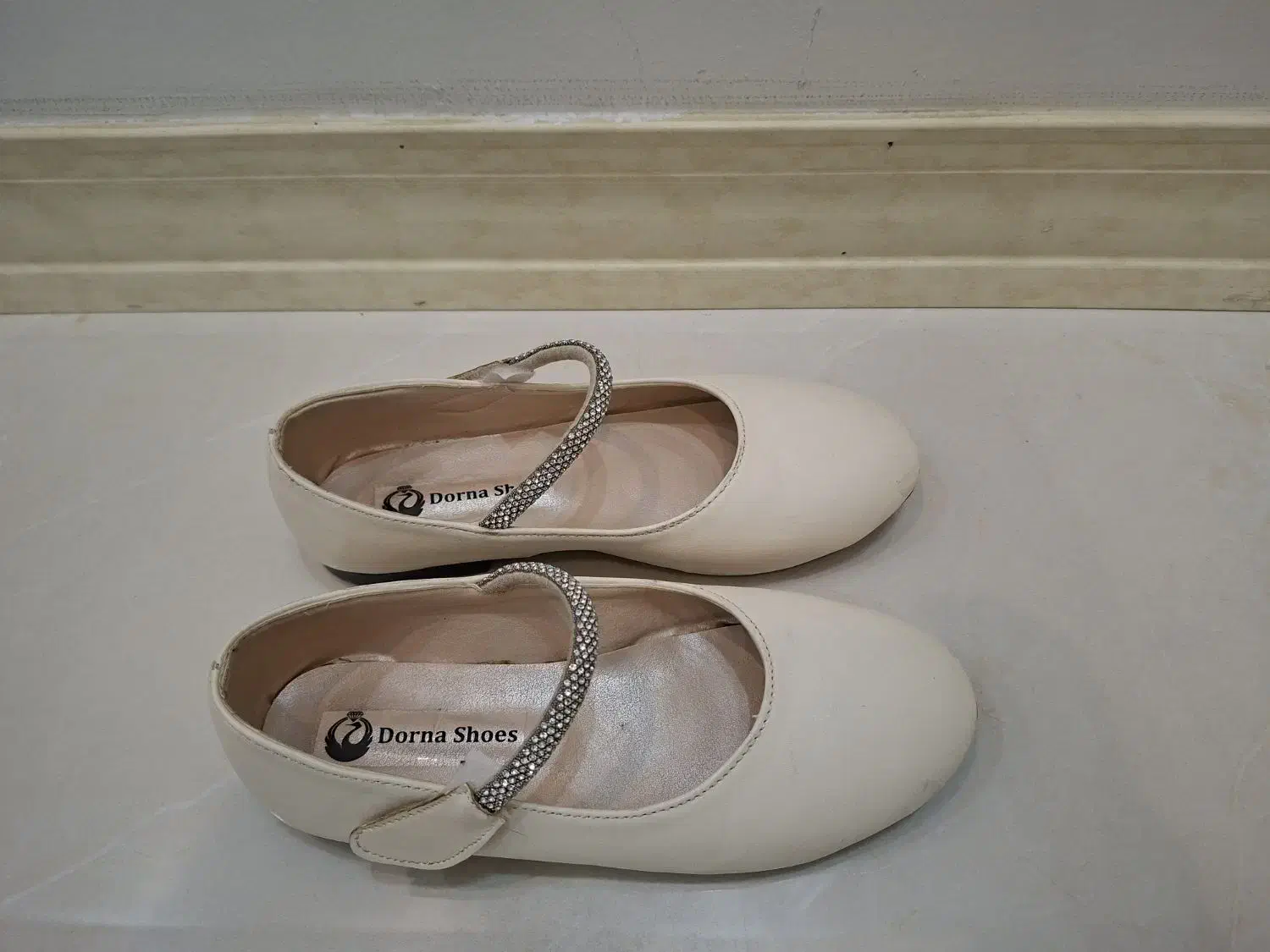 کفش بچگانه دخترانه و پسرانه|کفش و لباس بچه|تهران, خواجه نظام الملک|دیوار