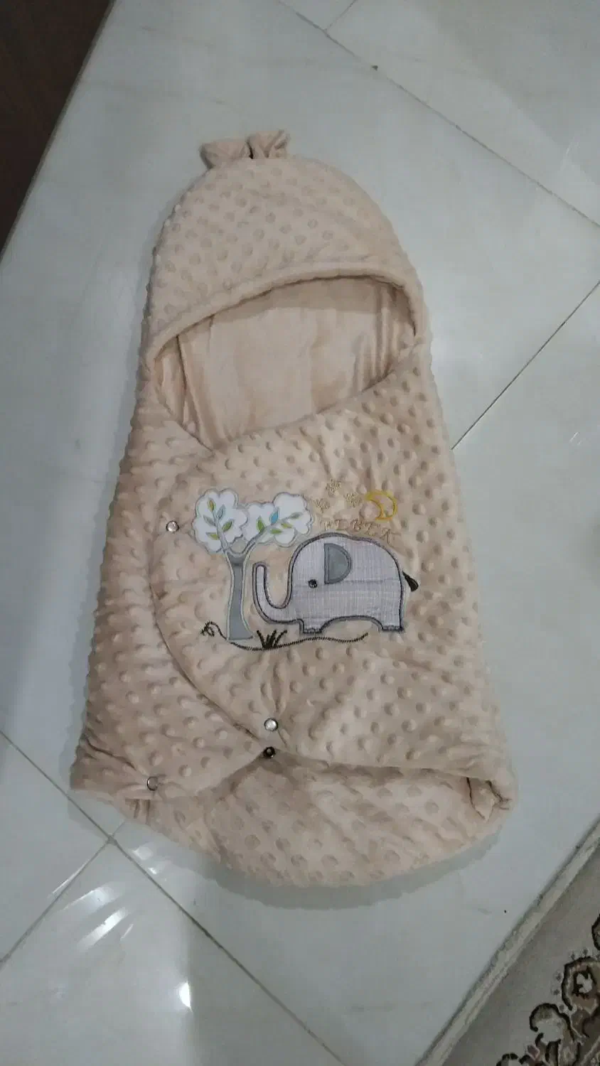 تشک بازی اغوشی وقنداق فرنگی وسویسی|اسباب و اثاث بچه|تهران, منیریه|دیوار