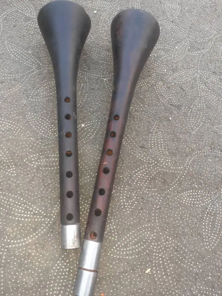 کرنا و سورنا|سازهای بادی|فیروزآباد (فارس), |دیوار