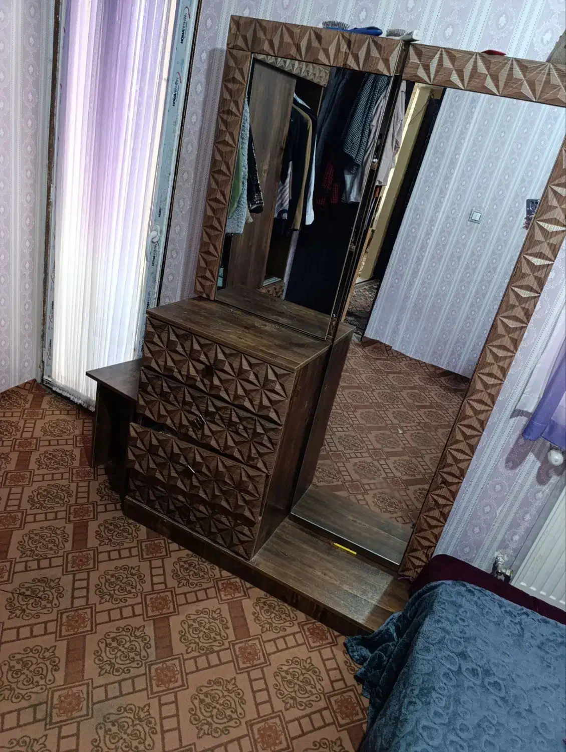 کمد و دراور سالم|تخت و سرویس خواب|تاکستان, |دیوار