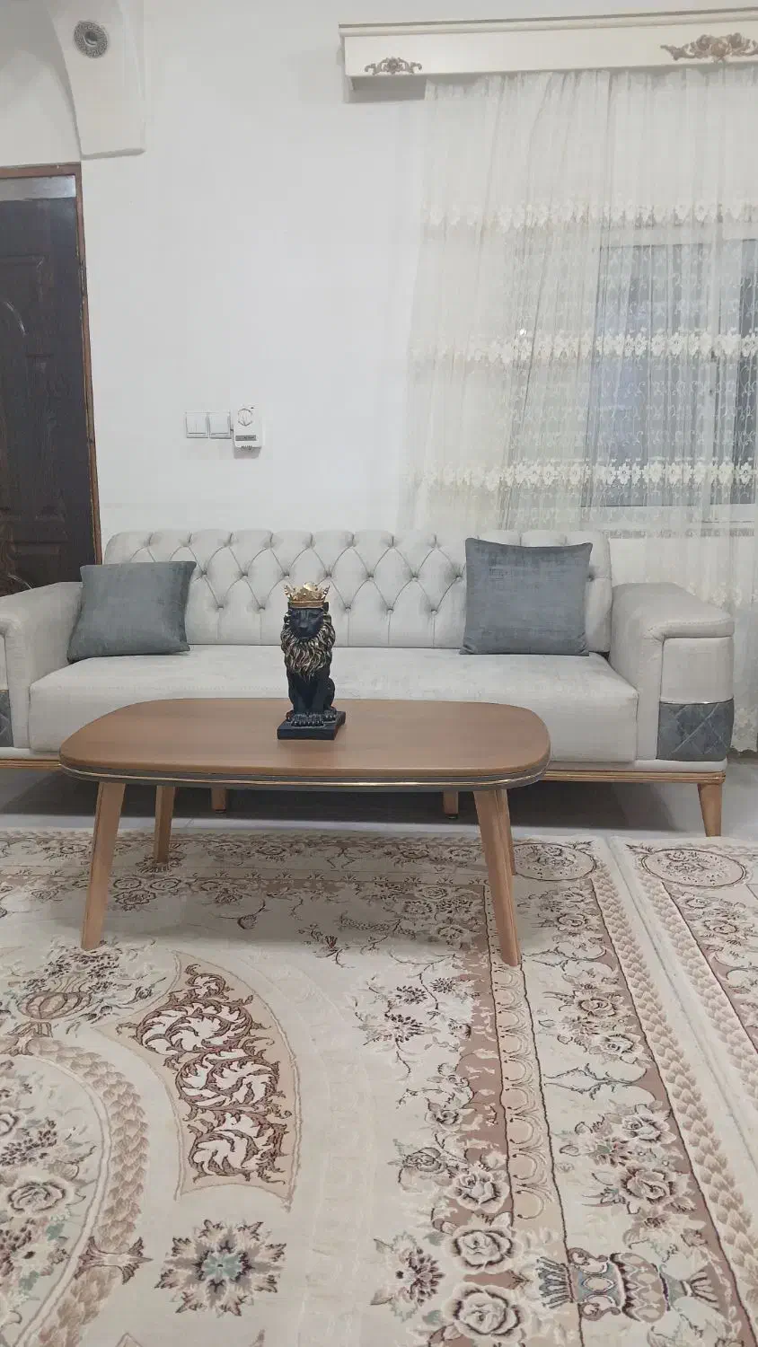 مبل چسترتخت خواب شو۸نفره|مبلمان خانگی و میز عسلی|بهنمیر, |دیوار