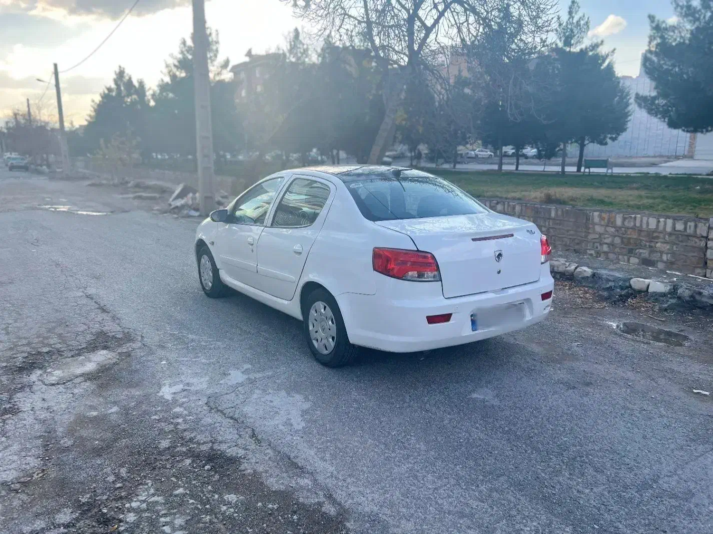 رانا پلاس ۱۴۰۱ پانا ۶ دنده|خودرو سواری و وانت|کرمانشاه, |دیوار