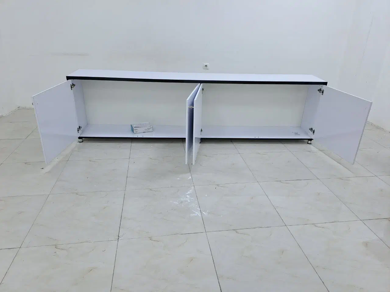 فروش فوری کمد مخصوص مغازه و خانه کاملا نو و آکبند|جاکفشی، کمد، دراور|قروه, |دیوار