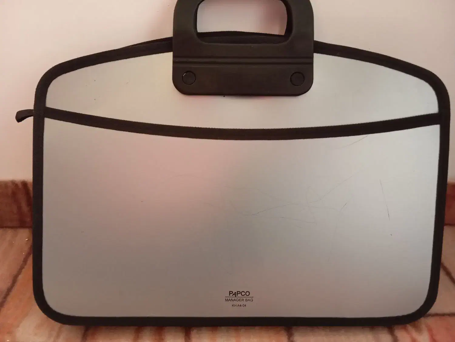 کیف|کیف، کفش، کمربند|تالش, جوکندان|دیوار