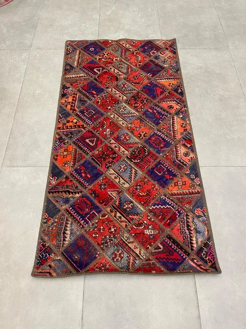 فرش دستباف (بساک) کناره های ۳ متری و ۲ متری کلاژ|فرش|مشکیندشت, |دیوار