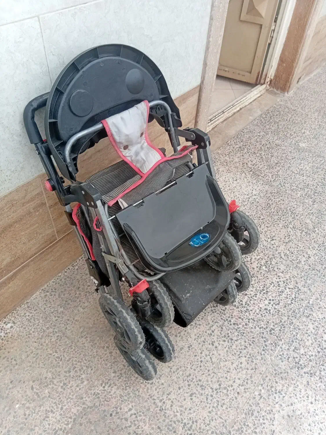 کالسکه دلیجان ۷۰۰هزارتومان سالم|کالسکه و لوازم جانبی|رشت, کوی عرفان|دیوار