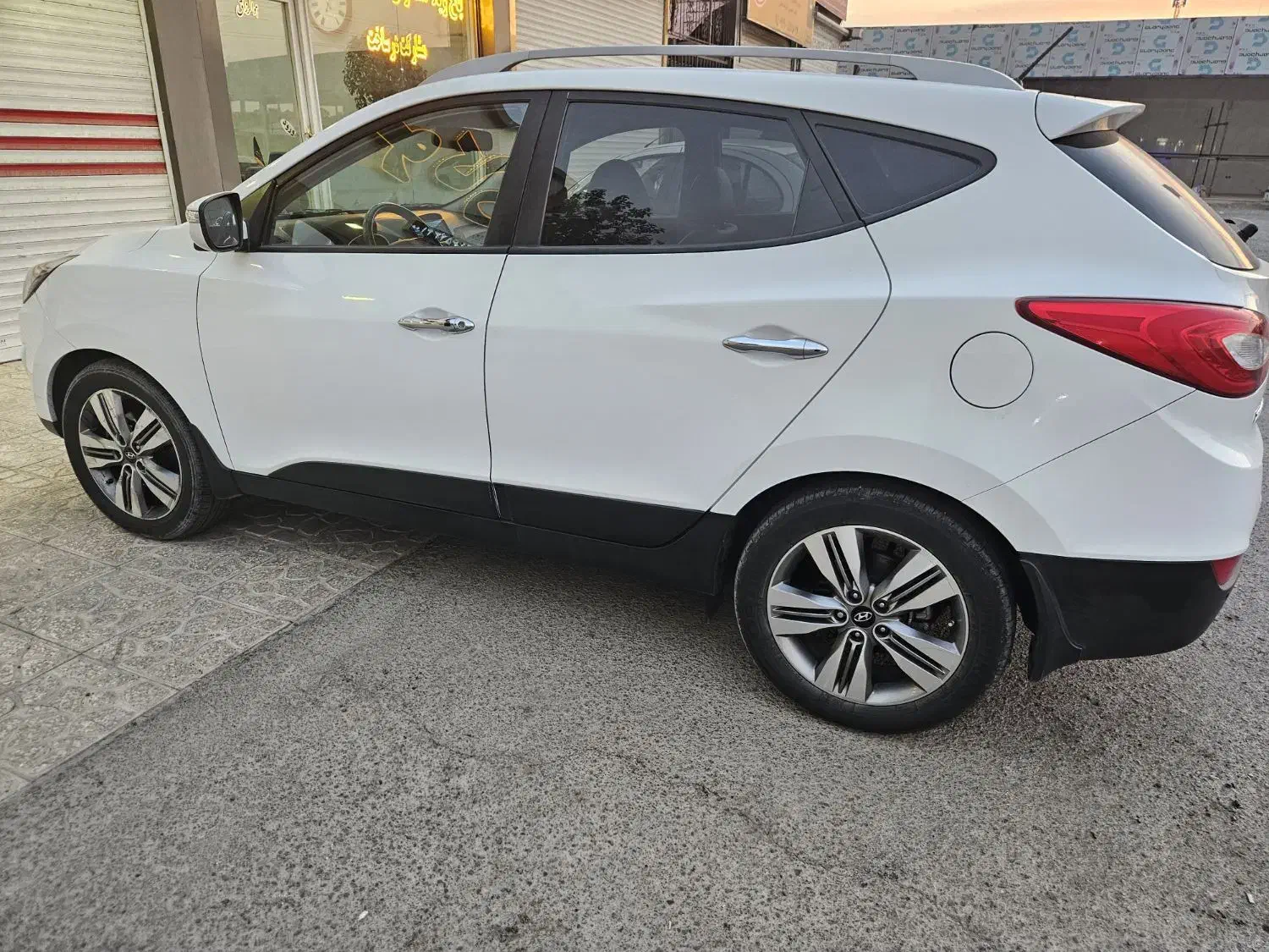 توسان ۲۰۱۵|خودرو سواری و وانت|تهران, شهرک دریا|دیوار