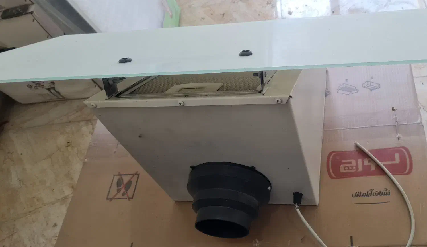 هود کار کرده در حد نو|هود|گوگان, |دیوار