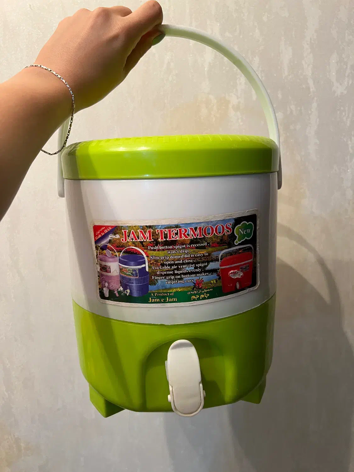 کلمن ۴ لیتری|ظروف نگهدارنده، پلاستیکی، یک‌بارمصرف|شیراز, فرهنگ شهر|دیوار