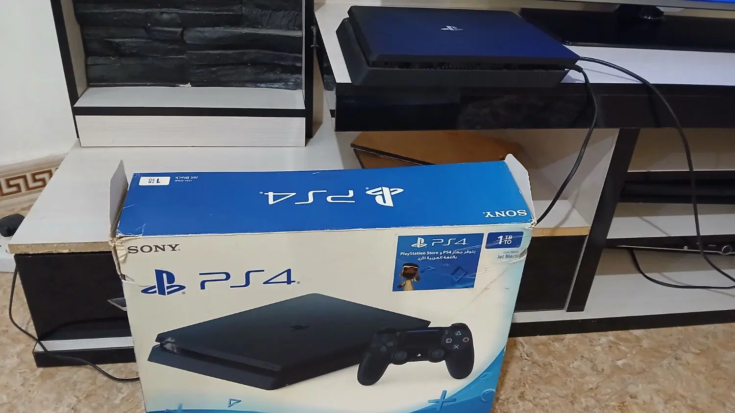 ps4 1 tra  slim|کنسول، بازی ویدئویی و آنلاین|رشت, استقامت ۱|دیوار