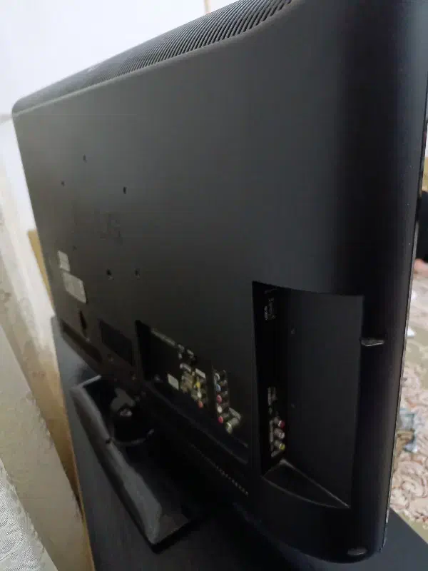 تلویزیون LG|تلویزیون و پروژکتور|سردرود, |دیوار