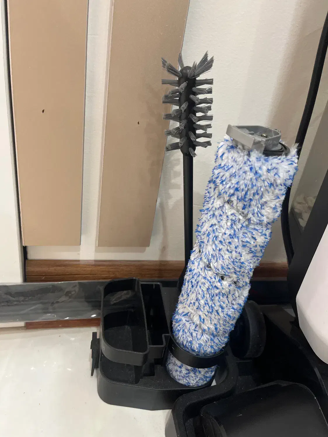 جارو شارژی عصایی دلمونتی نو|جاروبرقی، جارو شارژی، بخارشو|تهران, تهرانسر شمالی|دیوار