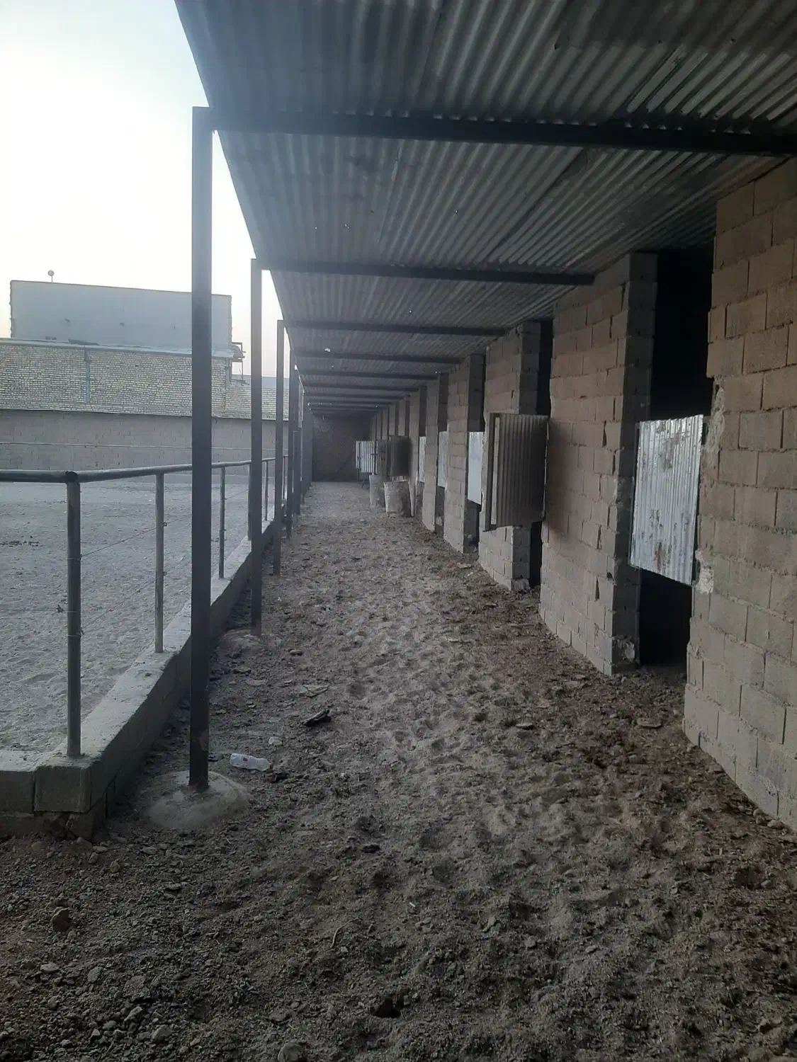 اجاره اصطبل اسب جهت باشگاه و پرورش اسب|اجارهٔ دفتر صنعتی، کشاورزی، تجاری|اصفهان, قهجاورستان|دیوار