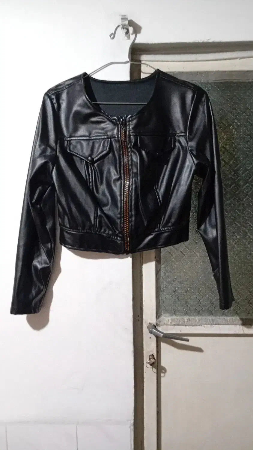 لباس مجلسی|لباس|تهران, مرزداران|دیوار