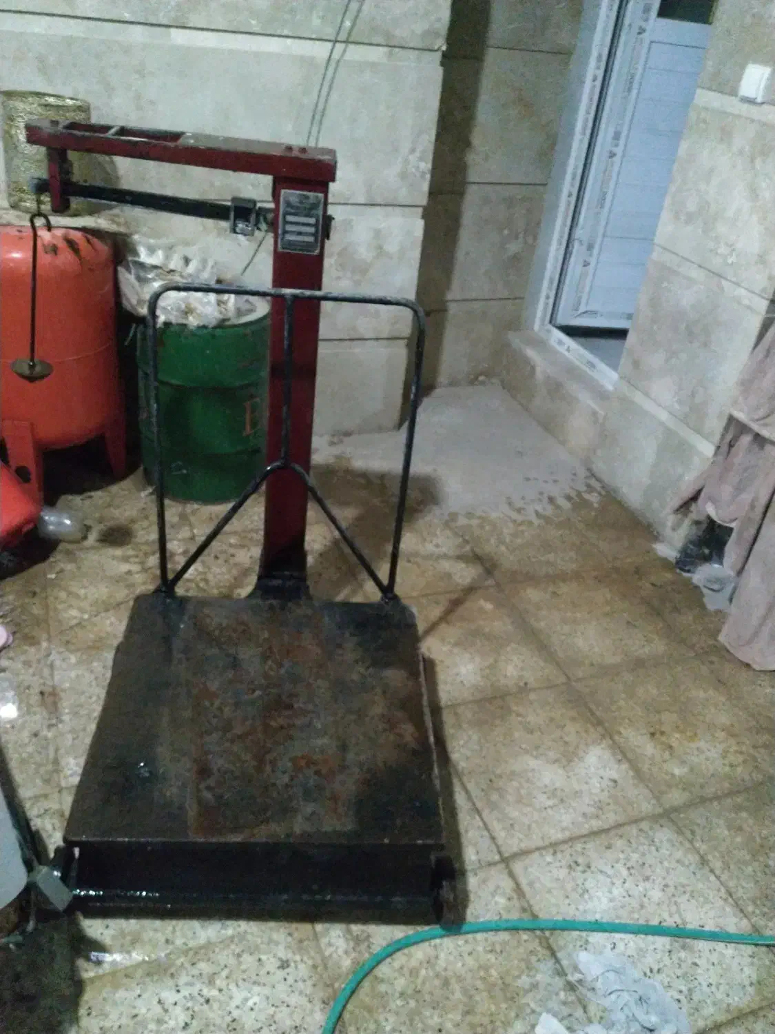 باسکول|ابزارآلات|شیراز, کرونی(خاتونک)|دیوار