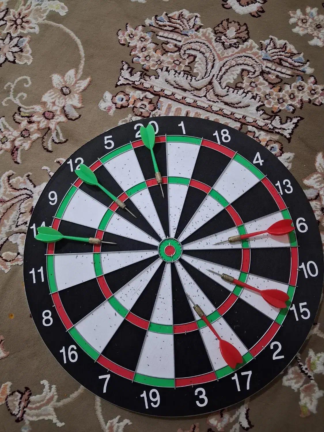 اسباب بازی|اسباب‌‌بازی|فومن, |دیوار