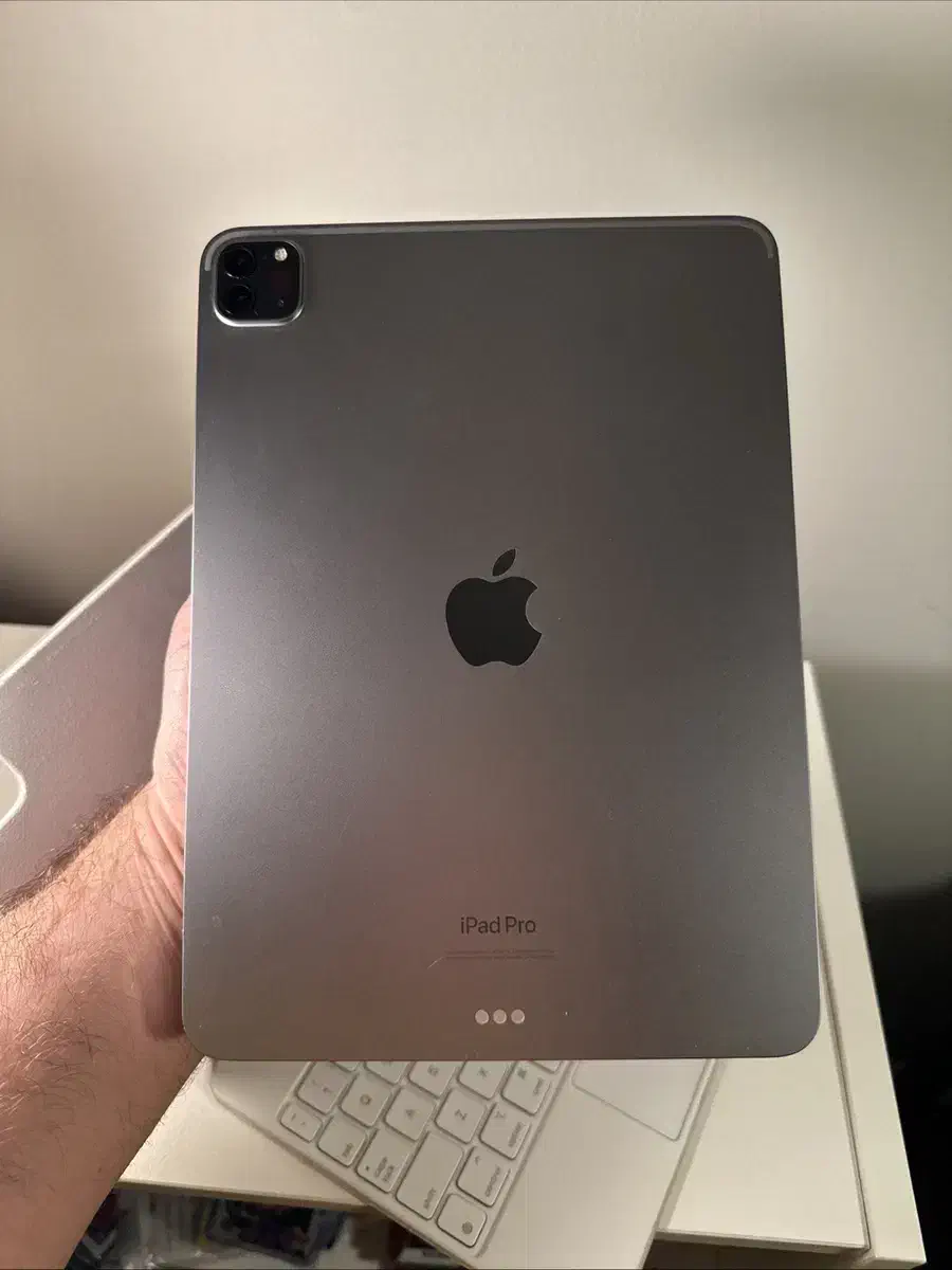 آیپد پرو m2 یازده اینچ|تبلت|تهران, فلسطین (میدان انقلاب)|دیوار