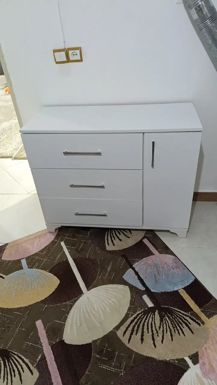 دراورکمد تخت|تخت و سرویس خواب|مشکین‌دشت, |دیوار