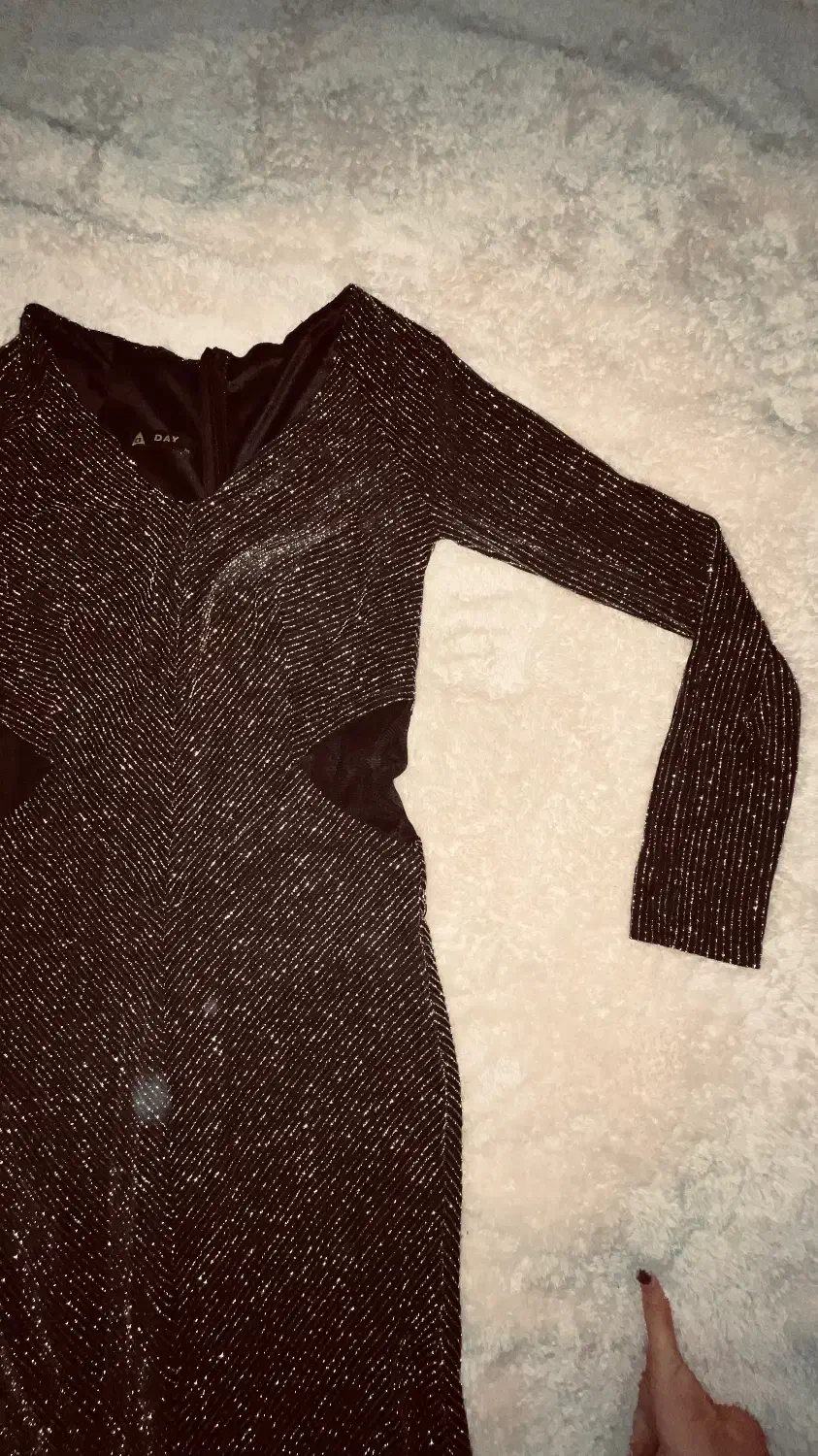 پیرهن ماکسی لمه|لباس|هشتگرد, فاز ۱ مهستان|دیوار