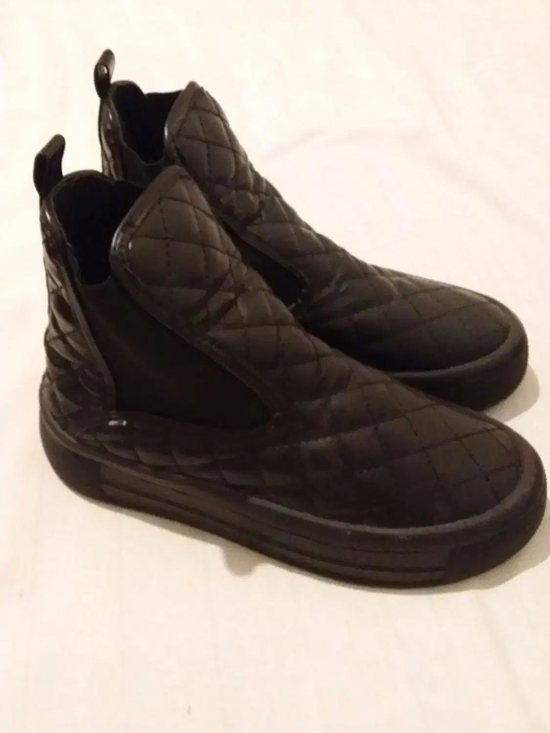 ۳جفت نیم ب قیمتهای مختلف نو|کیف، کفش، کمربند|فردوسیه, |دیوار