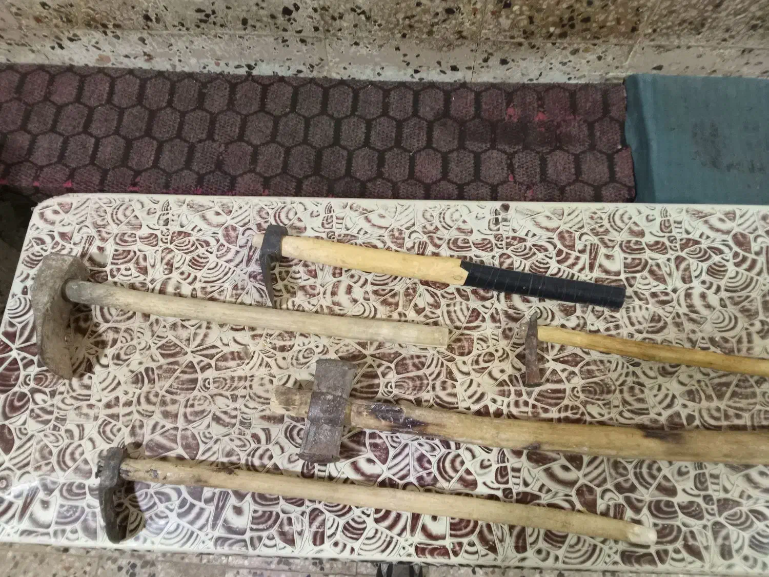 تیشه پتک|ابزارآلات|بجنورد, |دیوار