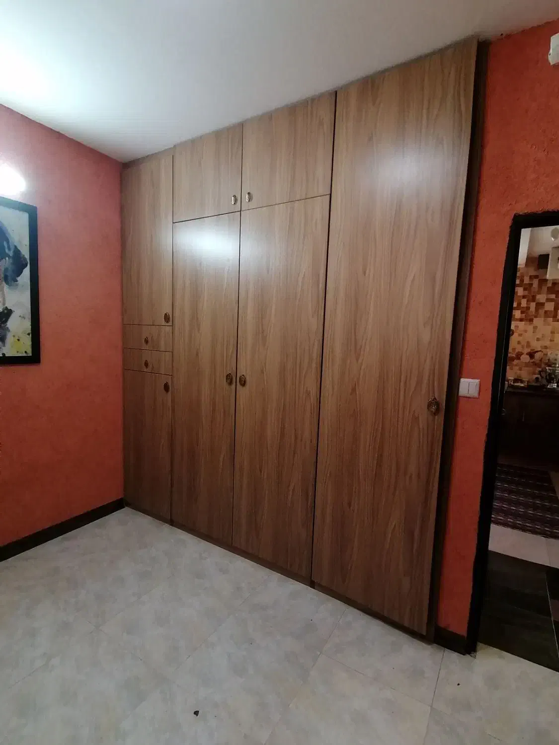 تک کمد|جاکفشی، کمد، دراور|اصفهان, شیخ طوسی|دیوار