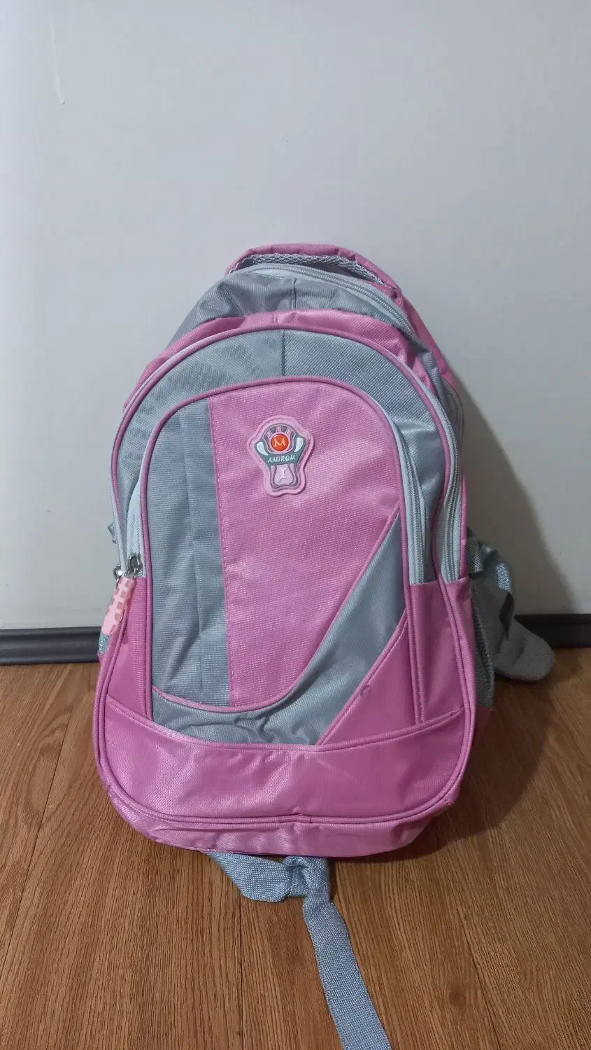 فروش کیف مدرسه نو|لوازم التحریر|اصفهان, شیخ اشراق|دیوار