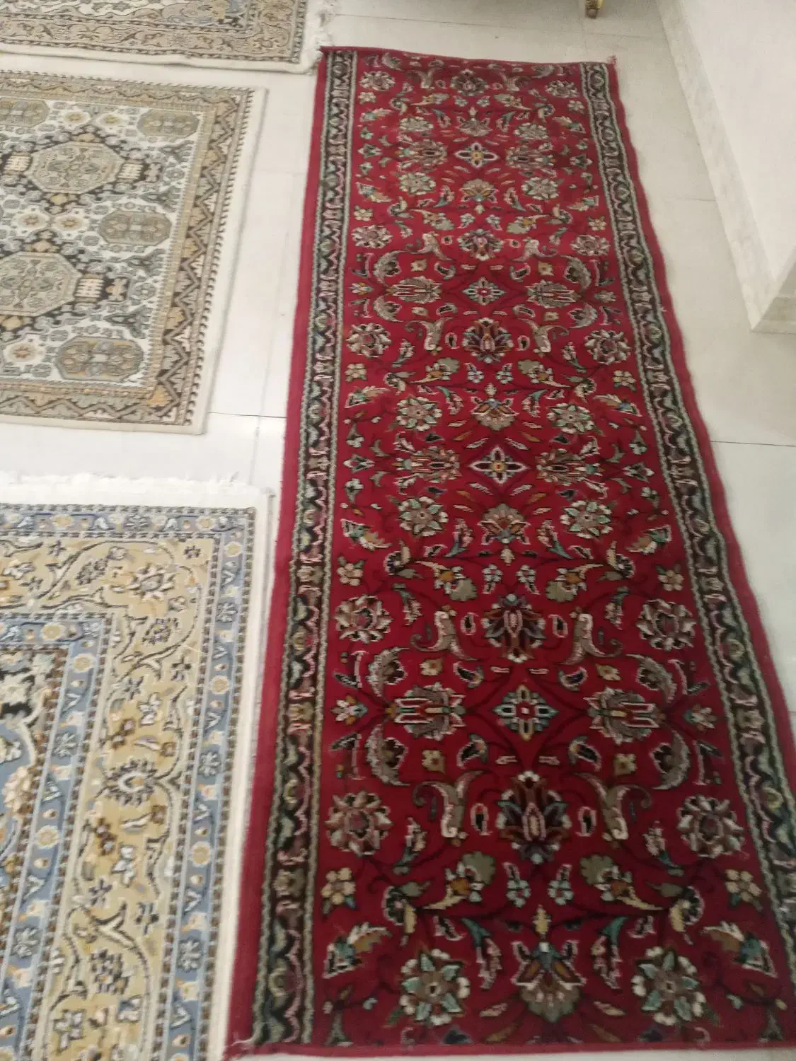 فرشهای 4متری کناره زرنیم یک متری و نیم|فرش|همدان, |دیوار