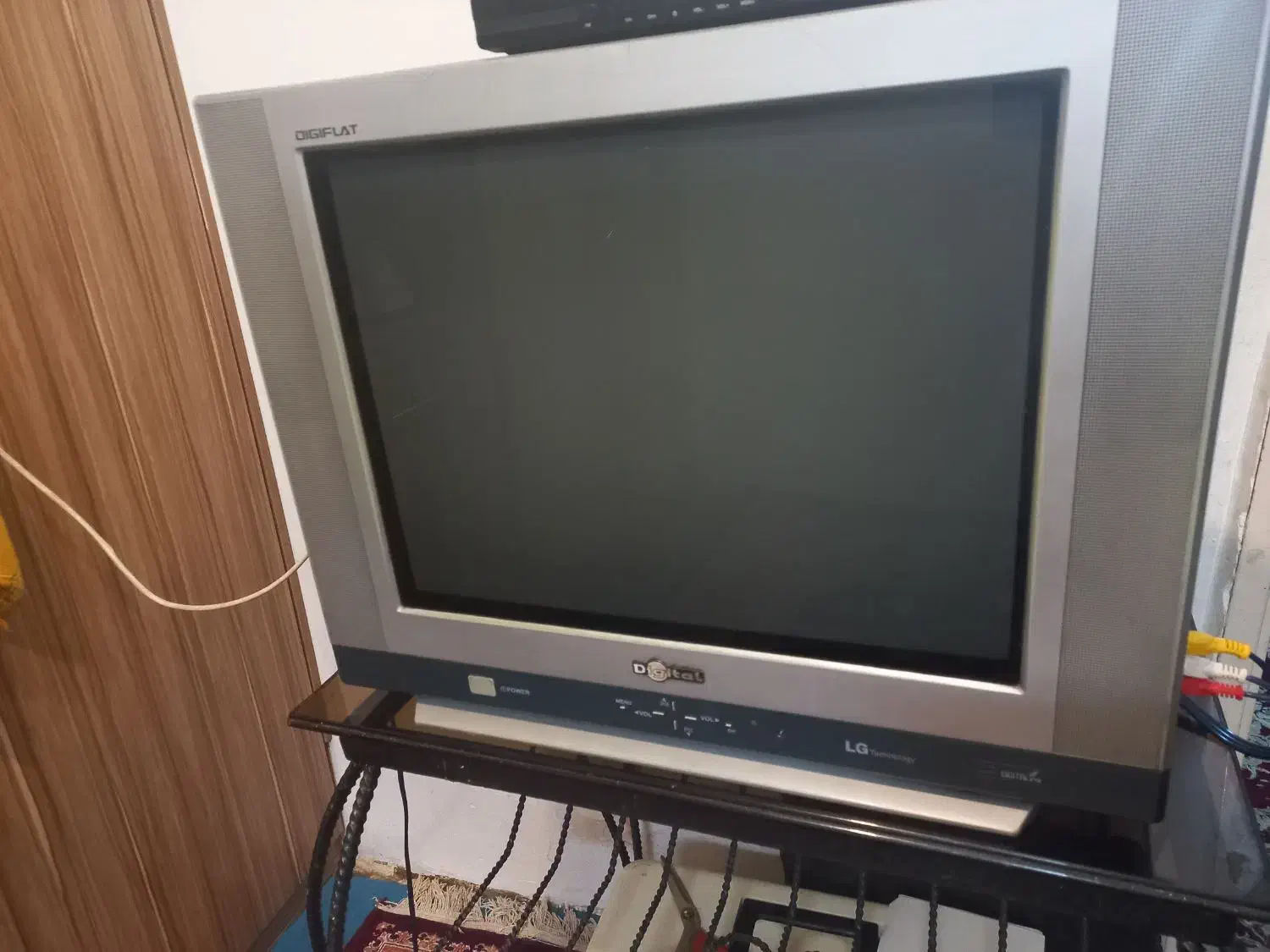 میز وتلوزیون|میز تلویزیون|مشهد, بهمن|دیوار