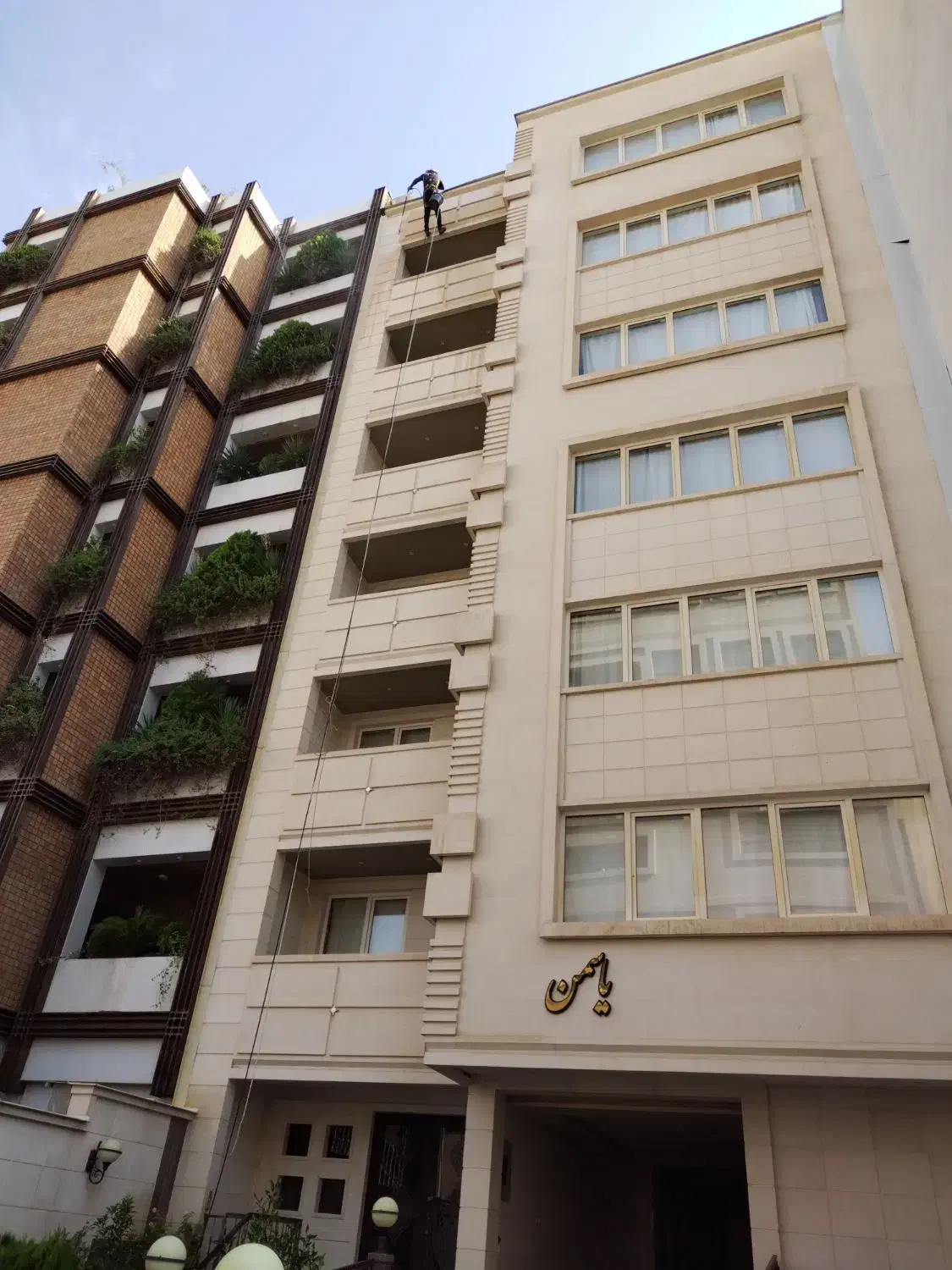 کار در ارتفاع ،عایق ،نانو ،پیچ و رولپلاک ،کنیتکس|خدمات پیشه و مهارت|شیراز, سفیرشمالی|دیوار