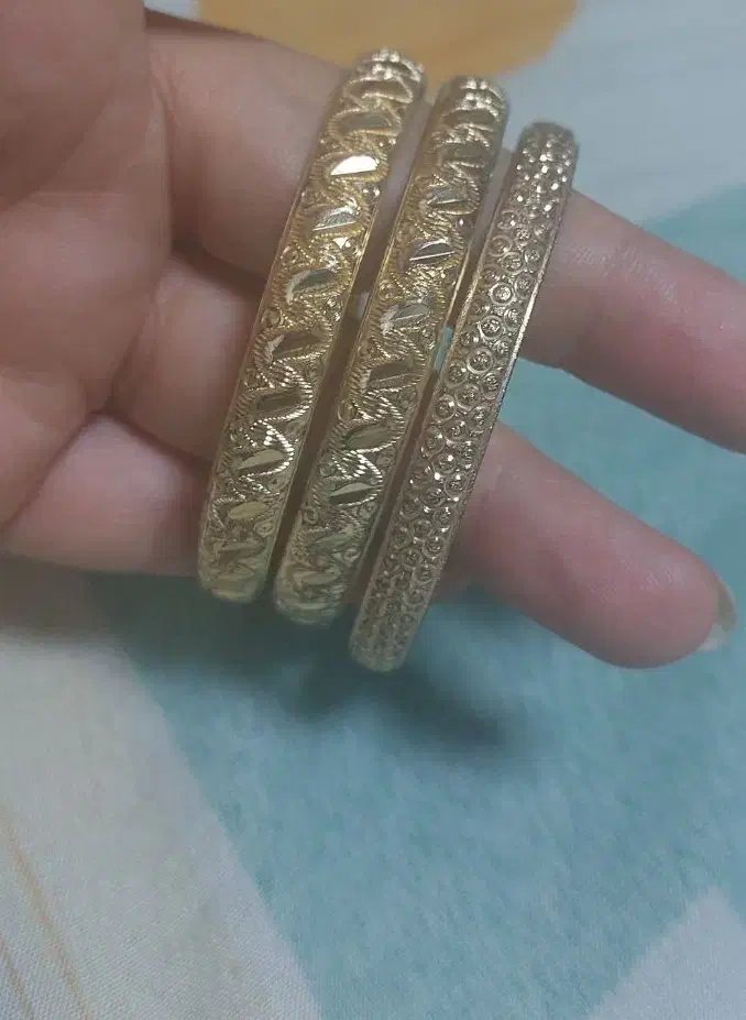 النگو|بدلیجات|رشت, توشیبا|دیوار