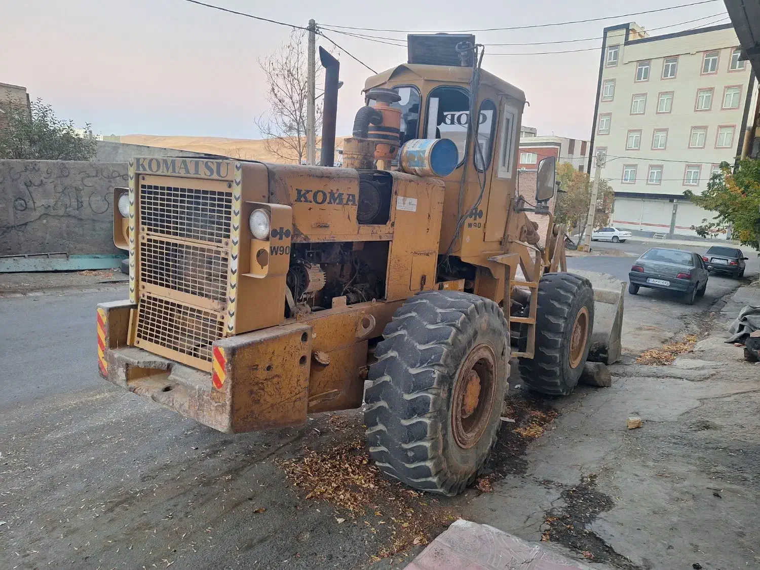 لودر کوماتسو ۹۰|خودرو سنگین|تهران, حر|دیوار