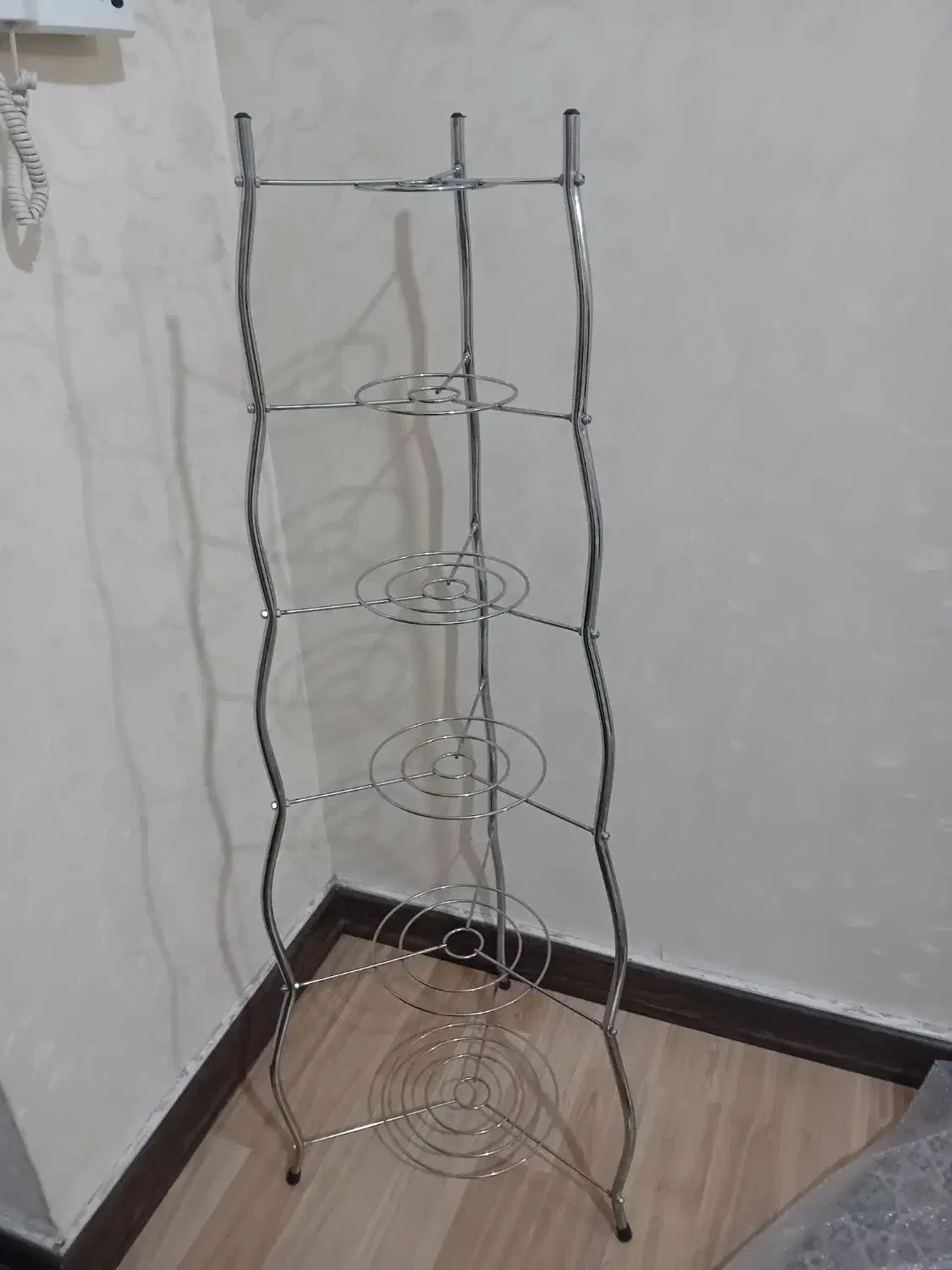 گلدان و جای استیل قابلمه|ظروف پختوپز|تهران, شهرک ولیعصر جنوبی|دیوار