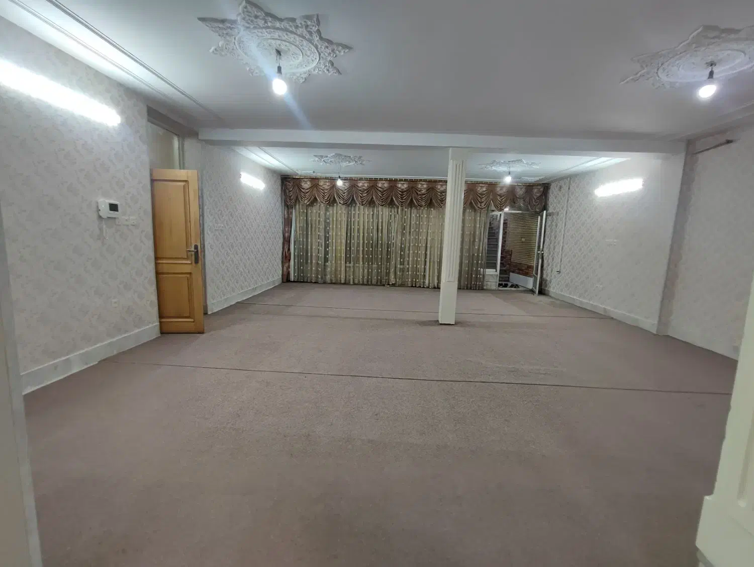 ویلایی/ اجاره/ 180متری/ 2خواب/ امیریه|اجارهٔ خانه و ویلا|اصفهان, کوی امیریه|دیوار