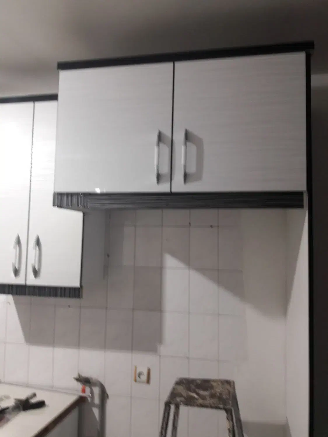 کابینت هایگلاس ۳ ماه کارکرده  سرویس و تکی  دو دست|مصالح و تجهیزات ساختمان|تهران, افسریه شمالی|دیوار