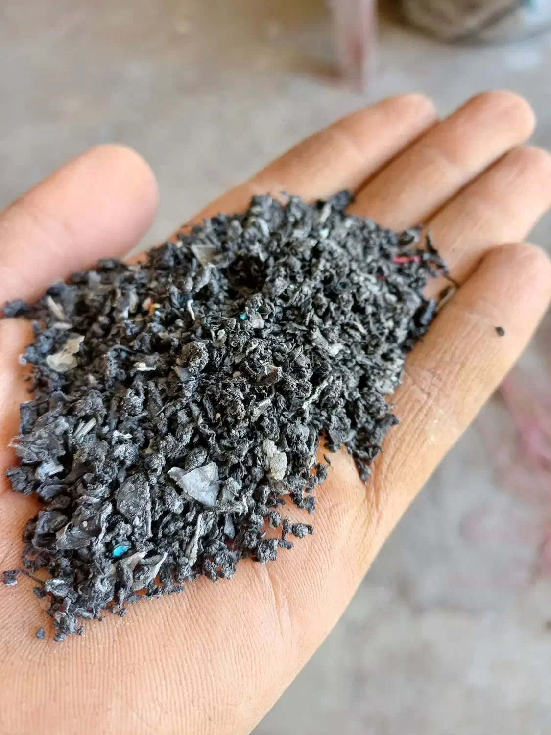 استخدام کارگر افغانی در کارگاه بازیافت|استخدام صنعتی، فنی، مهندسی|جرقویه, |دیوار