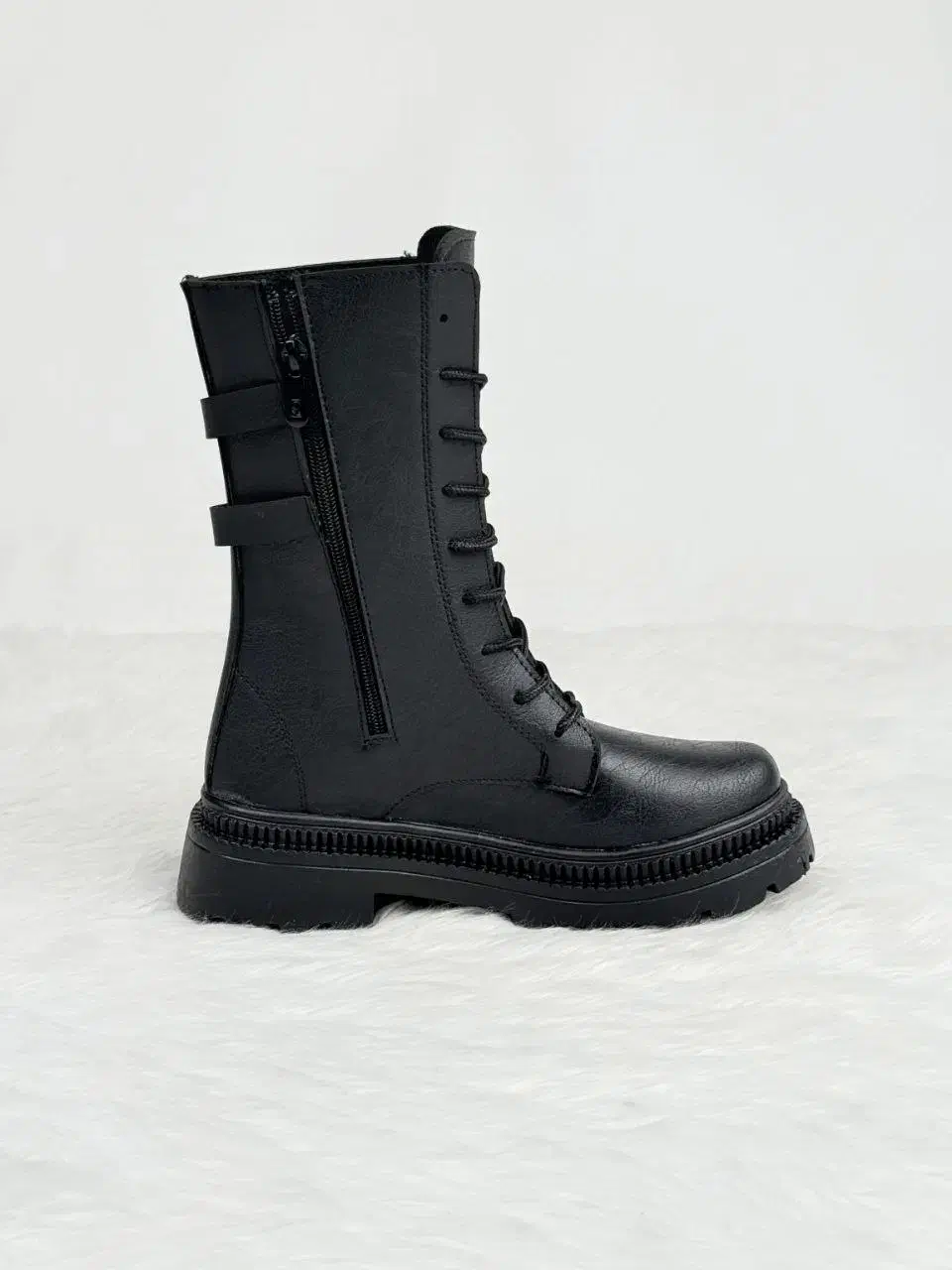 بوت و نیم بوت زنونه و دخترونه|کیف، کفش، کمربند|شیراز, انجیر|دیوار