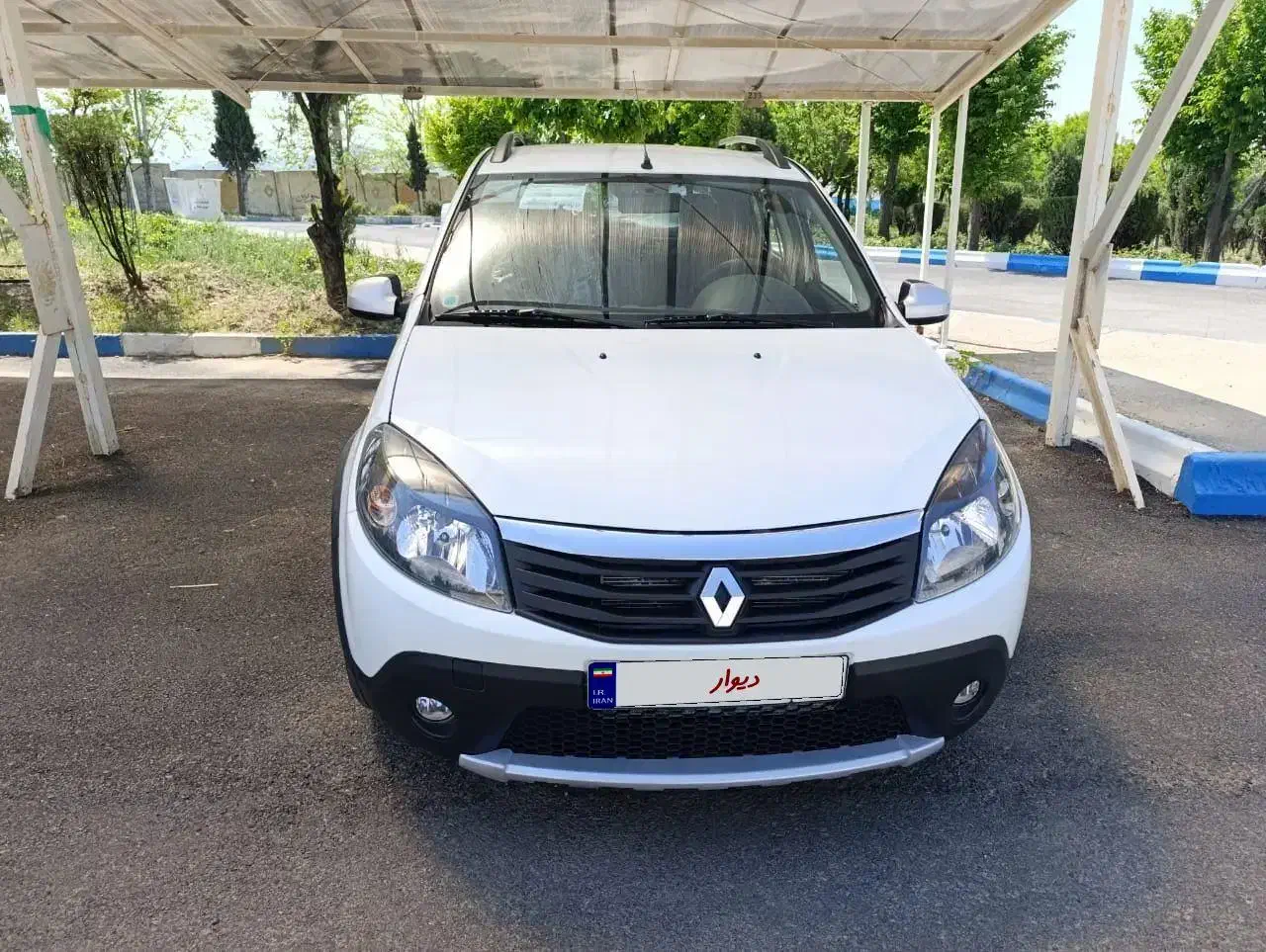 ساندروی استپ وی دنده ای مدل 1397|خودرو سواری و وانت|تهران, اتحاد|دیوار