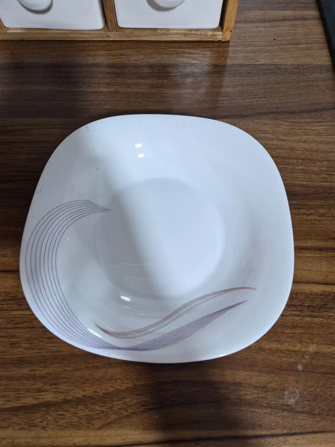 بشقاب آرکوپال|ظروف سرو و پذیرایی|قم, انسجام|دیوار