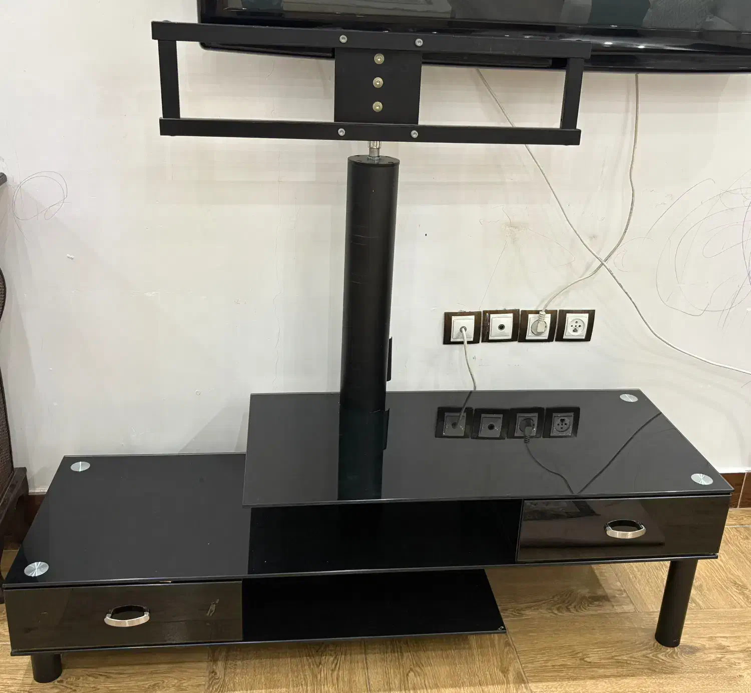 میز تلویزیون|میز تلویزیون|رشت, دیلمان|دیوار