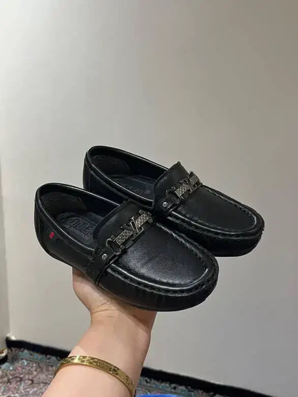 کالج پسرانه نو نو کلا یکبار پوشیده شده|کیف، کفش، کمربند|اسلامشهر, شهرک مفیدی|دیوار