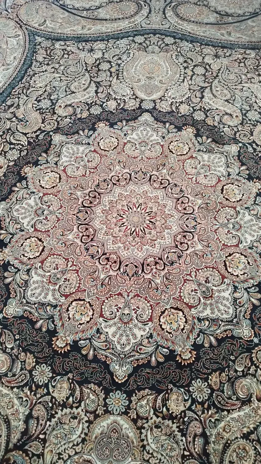 دو عدد ۹متری ویک فرش گرد|فرش|بروجرد, |دیوار