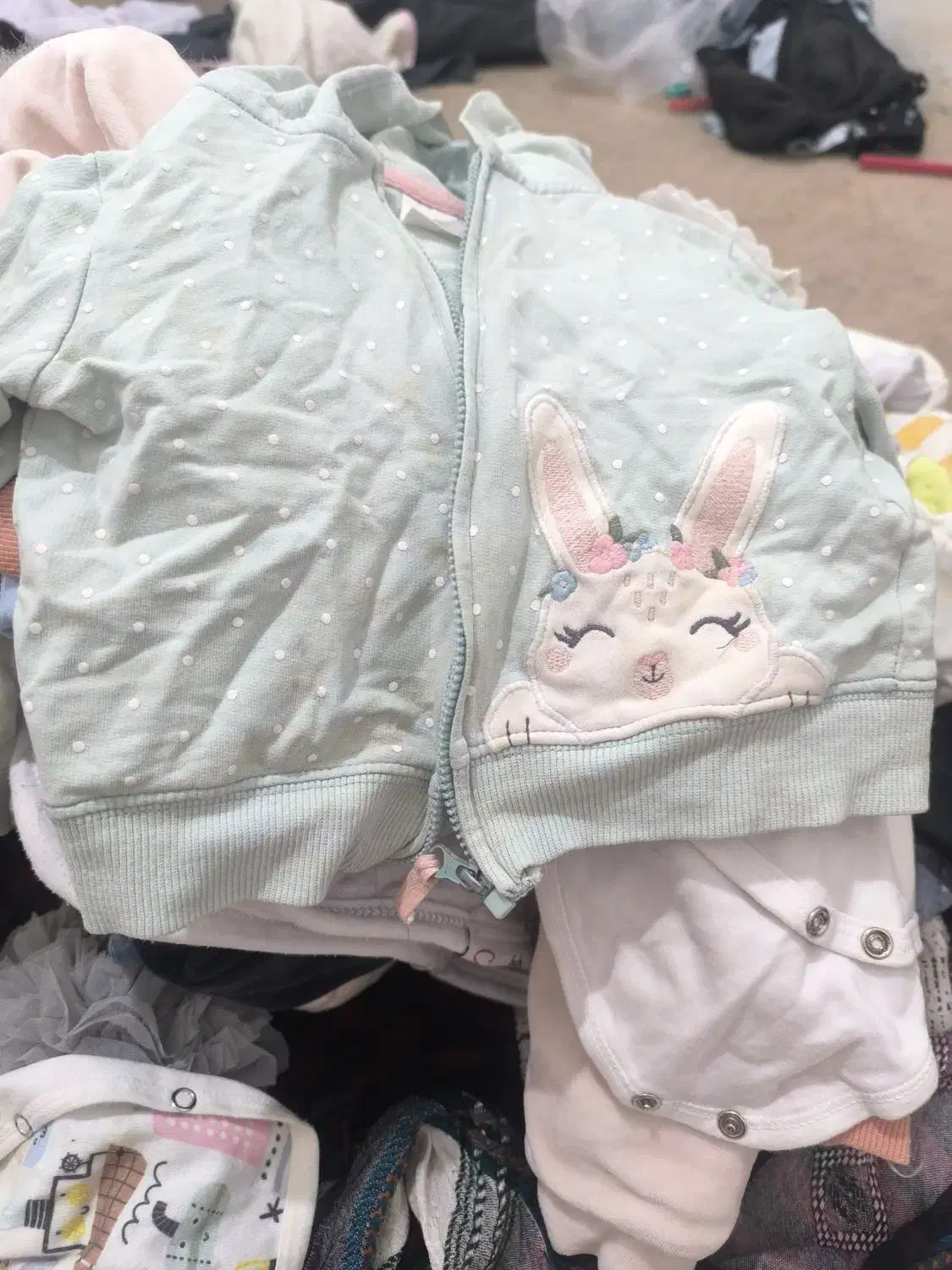 لباس دخترانه|کفش و لباس بچه|مشهد, انقلاب|دیوار