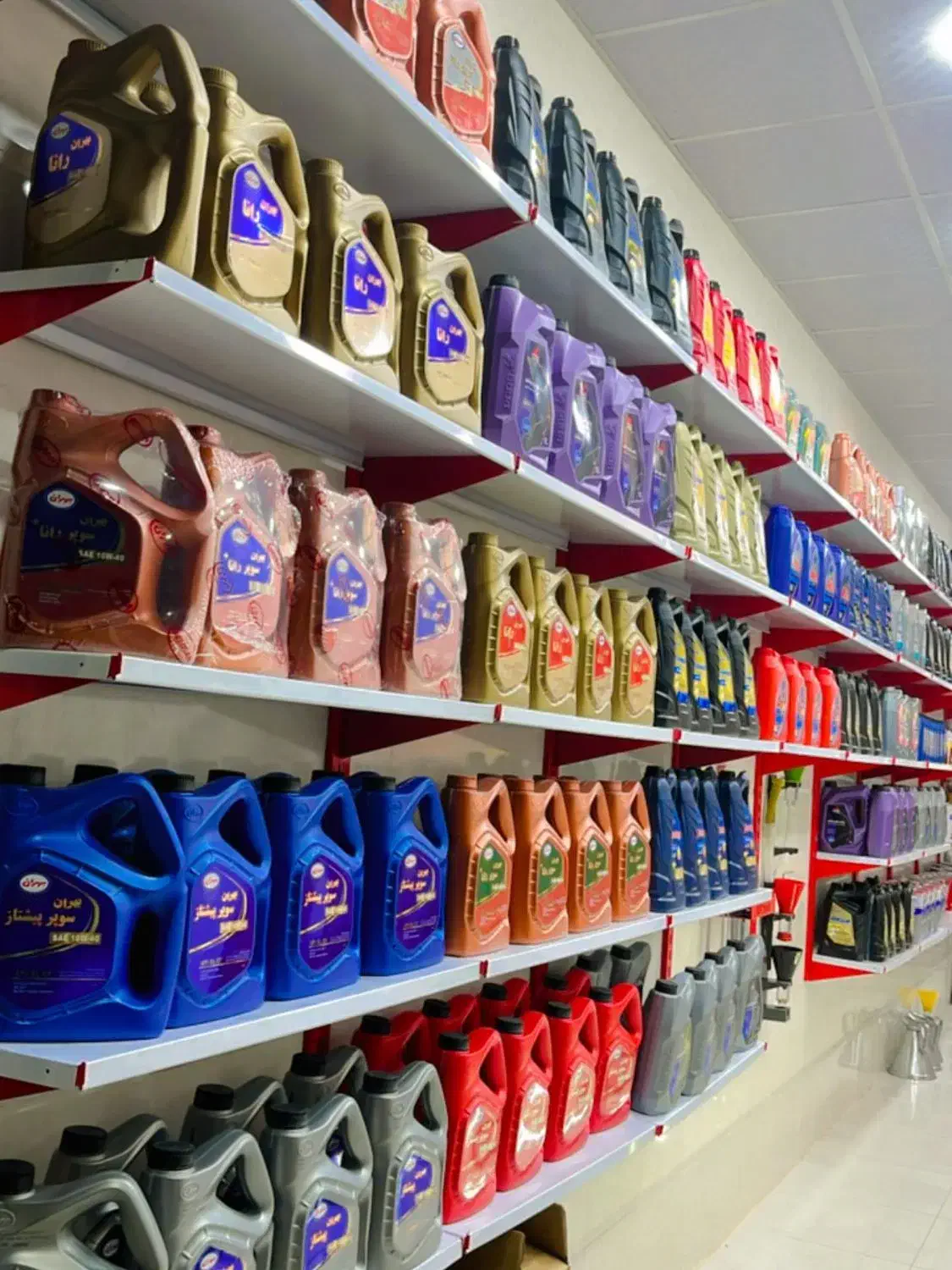 روغن موتور خودرو موتورسیکلت ارجینال و زیر فی بازار|قطعات یدکی و لوازم جانبی|فسا, |دیوار