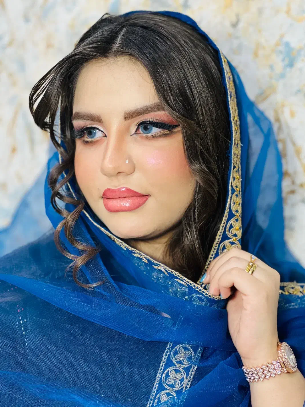 میکاپ و شینیون|خدمات آرایشگری و زیبایی|اهواز, کوی طالقانی|دیوار